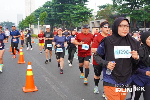 Race photo from Nu Skin Run 10K