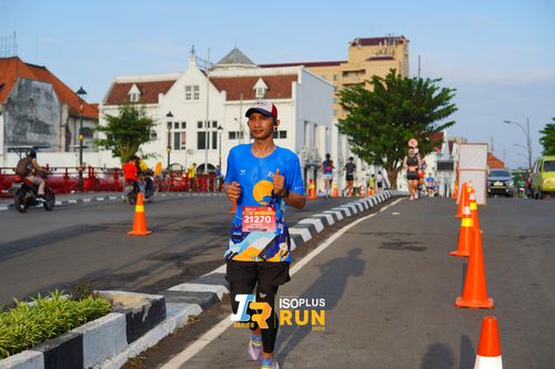 Race photo from Isoplus Run 2024 Surabaya