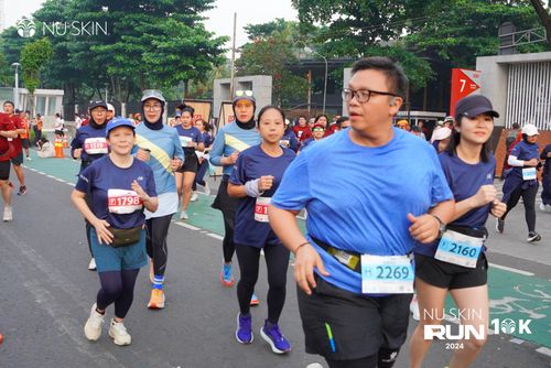 Race photo from Nu Skin Run 10K
