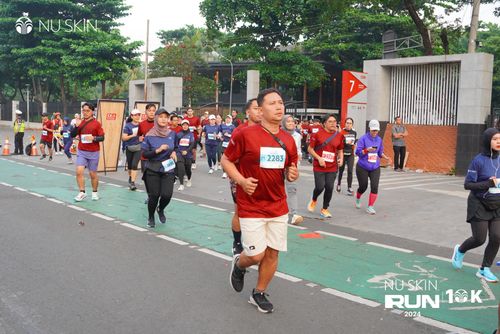 Race photo from Nu Skin Run 10K