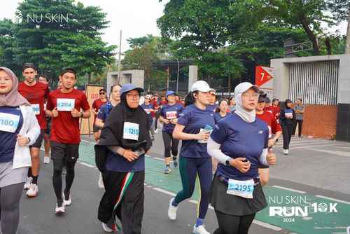 Race photo from Nu Skin Run 10K