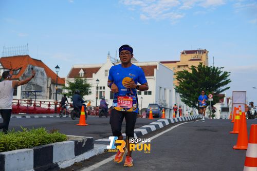 Race photo from Isoplus Run 2024 Surabaya