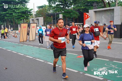 Race photo from Nu Skin Run 10K