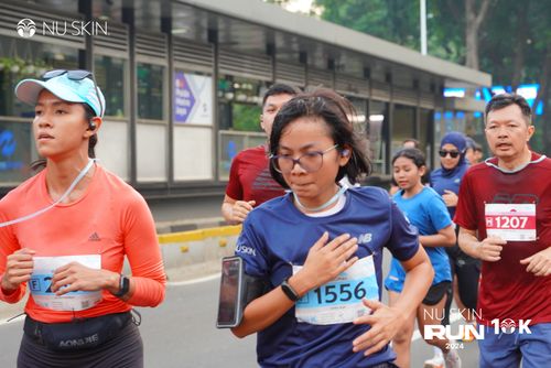 Race photo from Nu Skin Run 10K