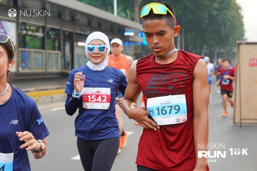 Race photo from Nu Skin Run 10K