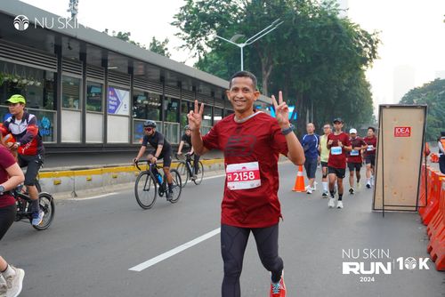 Race photo from Nu Skin Run 10K