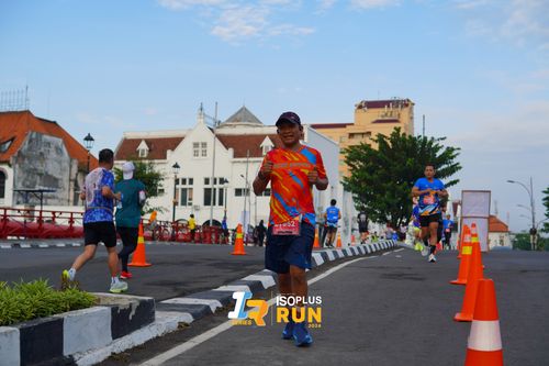 Race photo from Isoplus Run 2024 Surabaya