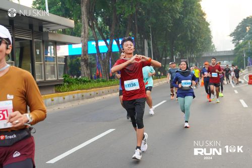 Race photo from Nu Skin Run 10K