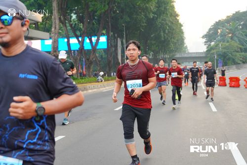 Race photo from Nu Skin Run 10K