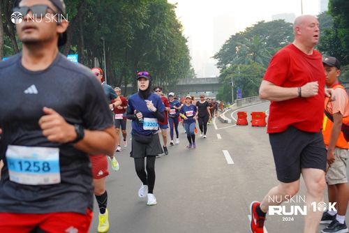 Race photo from Nu Skin Run 10K