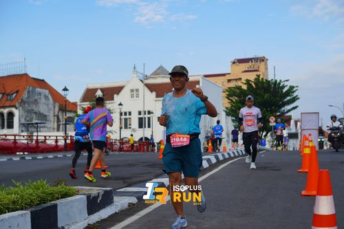 Race photo from Isoplus Run 2024 Surabaya