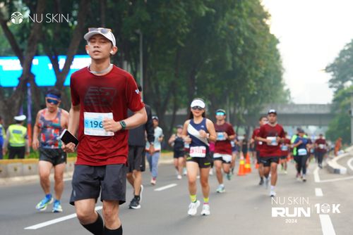 Race photo from Nu Skin Run 10K