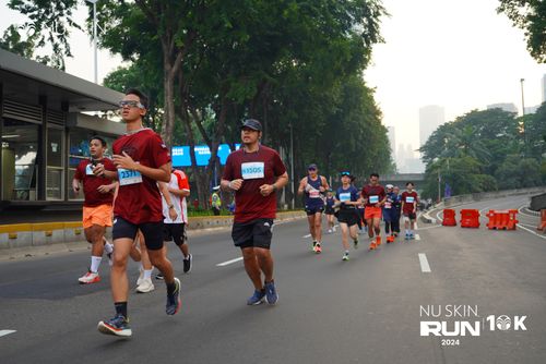 Race photo from Nu Skin Run 10K