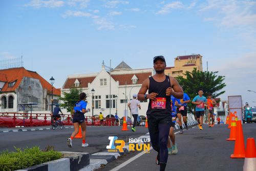 Race photo from Isoplus Run 2024 Surabaya