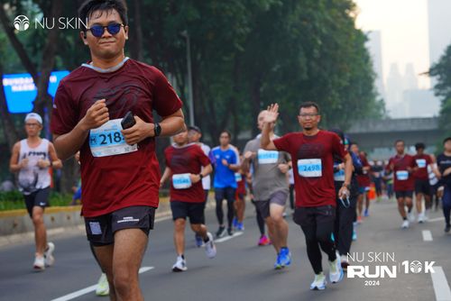 Race photo from Nu Skin Run 10K