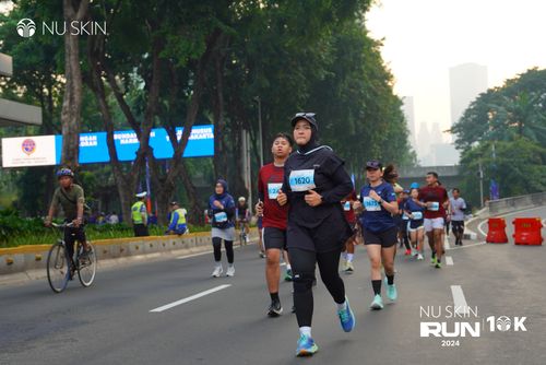 Race photo from Nu Skin Run 10K
