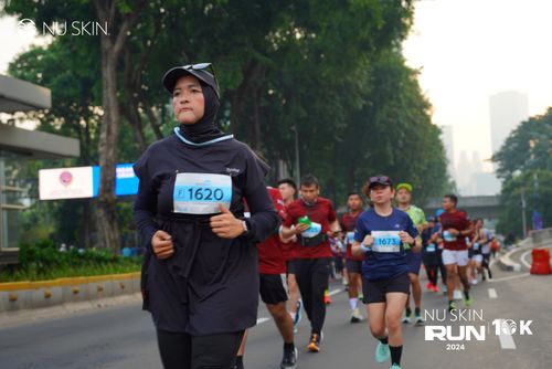 Race photo from Nu Skin Run 10K