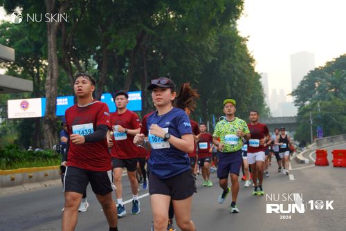 Race photo from Nu Skin Run 10K