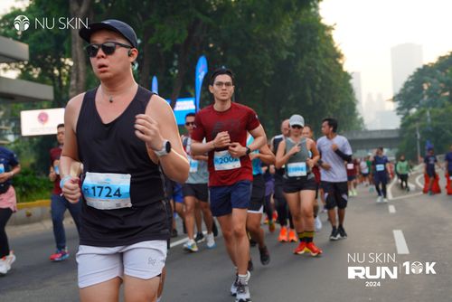 Race photo from Nu Skin Run 10K