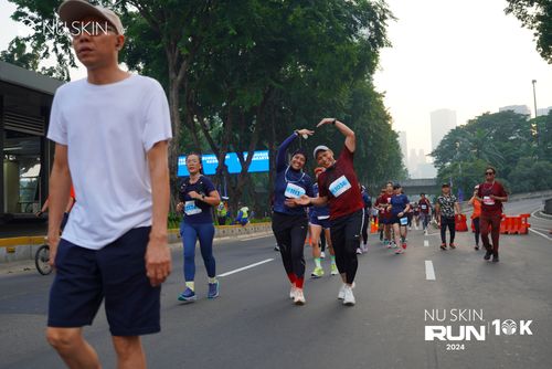 Race photo from Nu Skin Run 10K