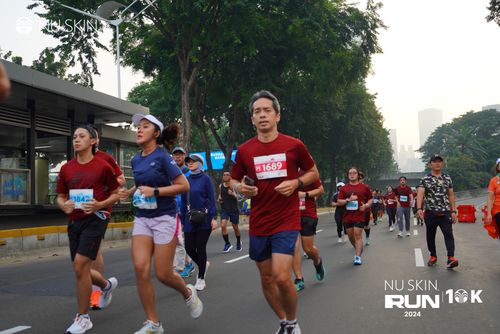 Race photo from Nu Skin Run 10K