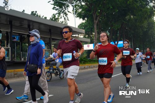 Race photo from Nu Skin Run 10K