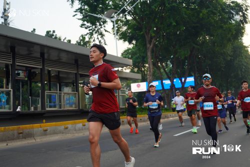 Race photo from Nu Skin Run 10K