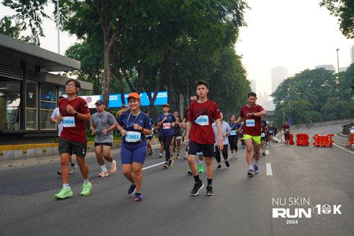 Race photo from Nu Skin Run 10K