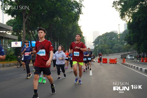 Race photo from Nu Skin Run 10K