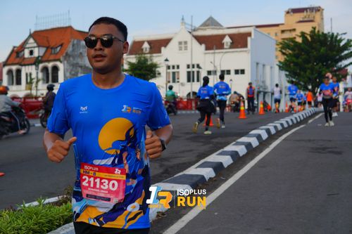 Race photo from Isoplus Run 2024 Surabaya