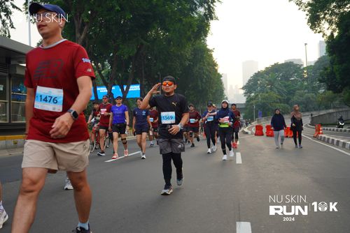 Race photo from Nu Skin Run 10K