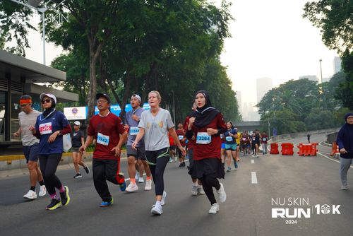 Race photo from Nu Skin Run 10K