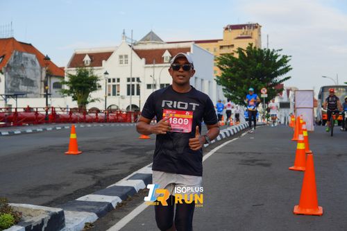 Race photo from Isoplus Run 2024 Surabaya
