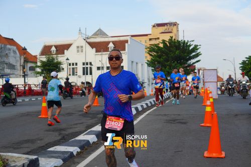 Race photo from Isoplus Run 2024 Surabaya