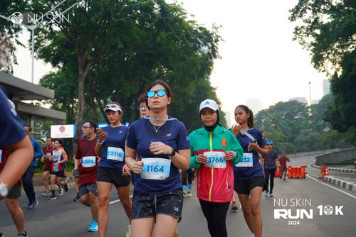Race photo from Nu Skin Run 10K