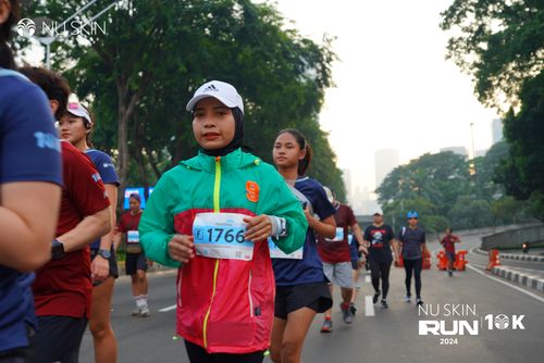 Race photo from Nu Skin Run 10K