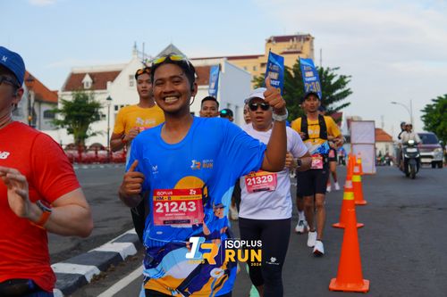 Race photo from Isoplus Run 2024 Surabaya