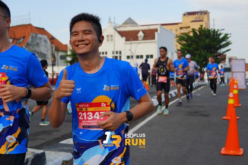 Race photo from Isoplus Run 2024 Surabaya