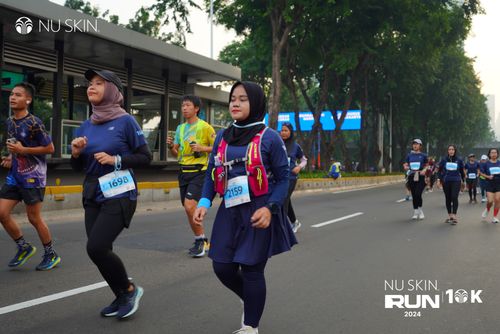 Race photo from Nu Skin Run 10K