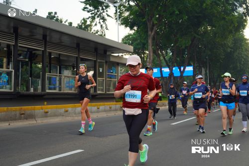 Race photo from Nu Skin Run 10K