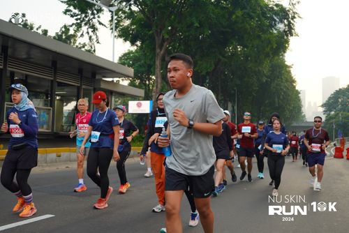 Race photo from Nu Skin Run 10K