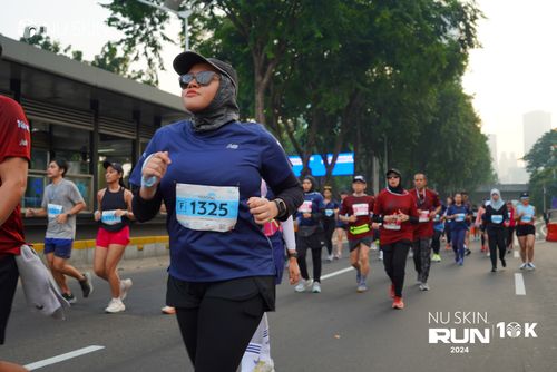 Race photo from Nu Skin Run 10K