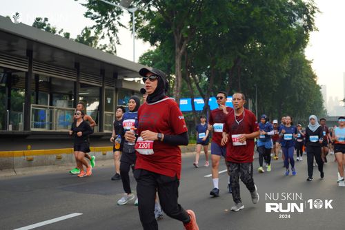 Race photo from Nu Skin Run 10K