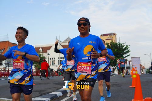 Race photo from Isoplus Run 2024 Surabaya