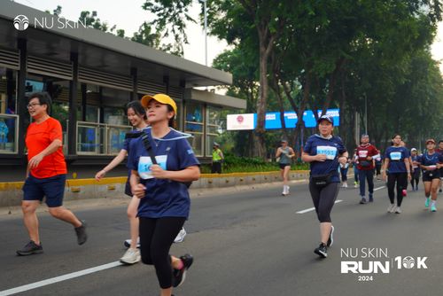 Race photo from Nu Skin Run 10K