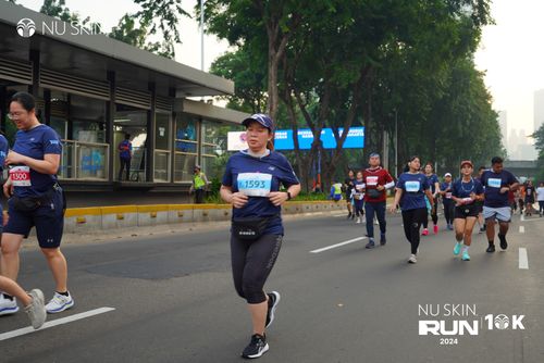 Race photo from Nu Skin Run 10K