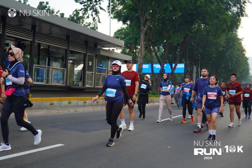 Race photo from Nu Skin Run 10K