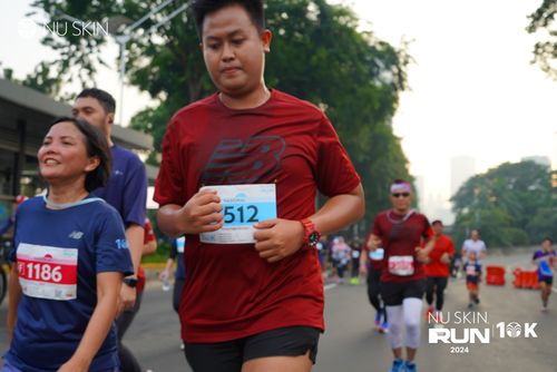 Race photo from Nu Skin Run 10K