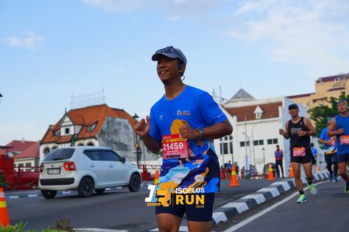 Race photo from Isoplus Run 2024 Surabaya