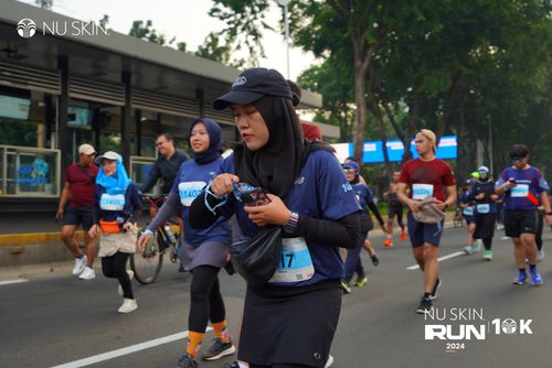 Race photo from Nu Skin Run 10K